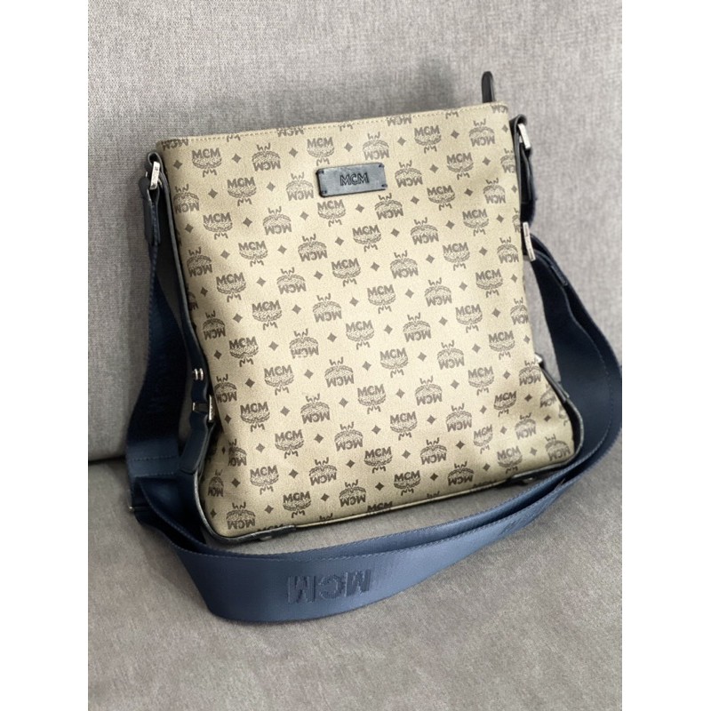 MCM กระเป๋า สะพายข้าง