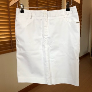 กระโปรง AIIZ White Pencil Skirt