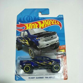 รถเหล็ก Hot wheels 19 CHEVY SILVERADO TRAIL BOSS LT (ib31)