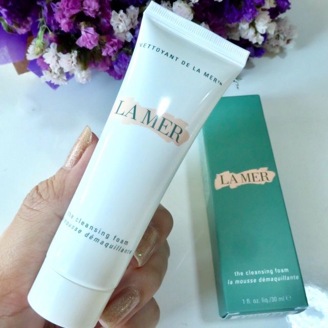 La​ mer​ cleansing​ foam