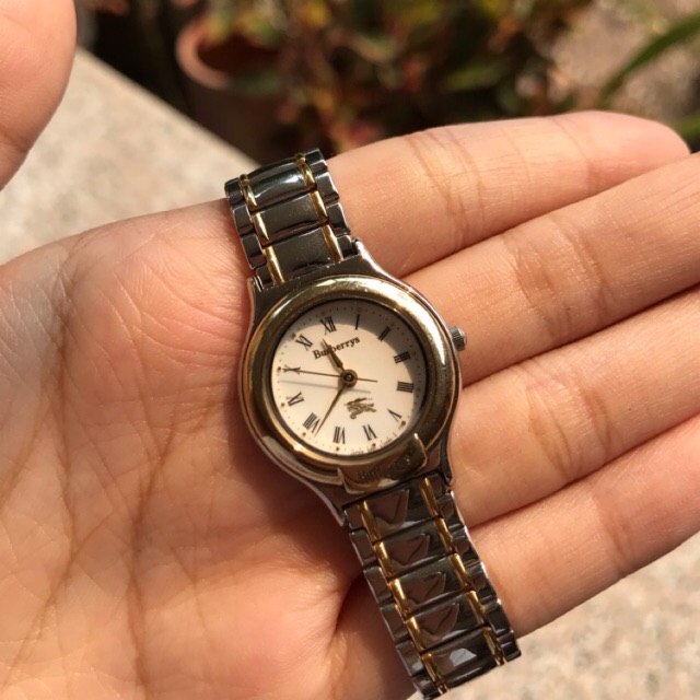 นาฬิกา Burberry ผู้หญิง แท้10000% ข้อ15 สาวมือเล็กๆจ้า💕