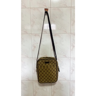 กระเป๋าครอสบอดี้กุชชี Crossbody GUCCI แท้ unisex