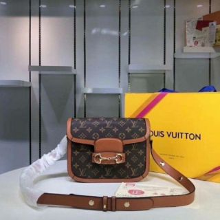 กนะเป๋าสะพาย LV รุานใหม่ งานหนัง