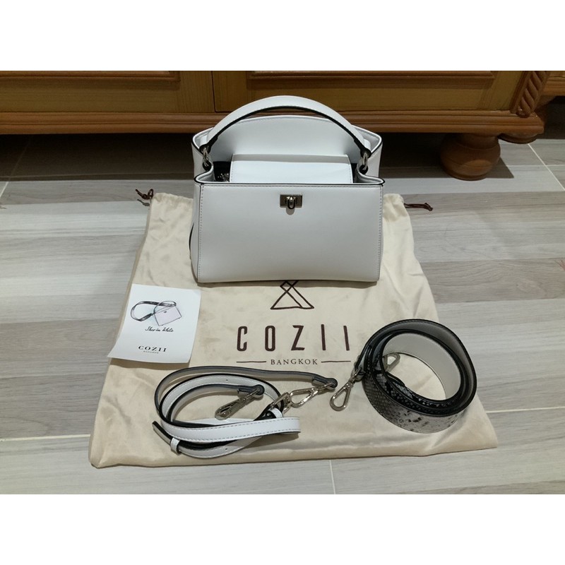 cozii bag มือสอง รุ่น sher สีขาว