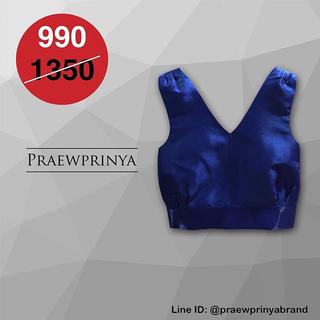 Praewprinya Classic Top
Size: Bust/Waist/Length 
SS:32/26/18
S:33/27/18
M:34/28/18
L:35/29/18.5