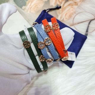 พร้อมส่ง ของแท้ กำไลข้อมือ หนัง Tory Burch