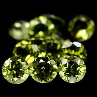 พลอยเพอริโดแท้ (Peridot) 4.45 กะรัต 12 ชิ้น  4.5 มิล (12737)