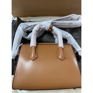 กระเป๋า CHARLES &amp; KEITH DOUBLE ZIP STRUCTURED BAG