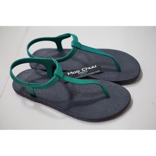 moochuu : MC 04 sandal (พื้นดำสายเขียว)