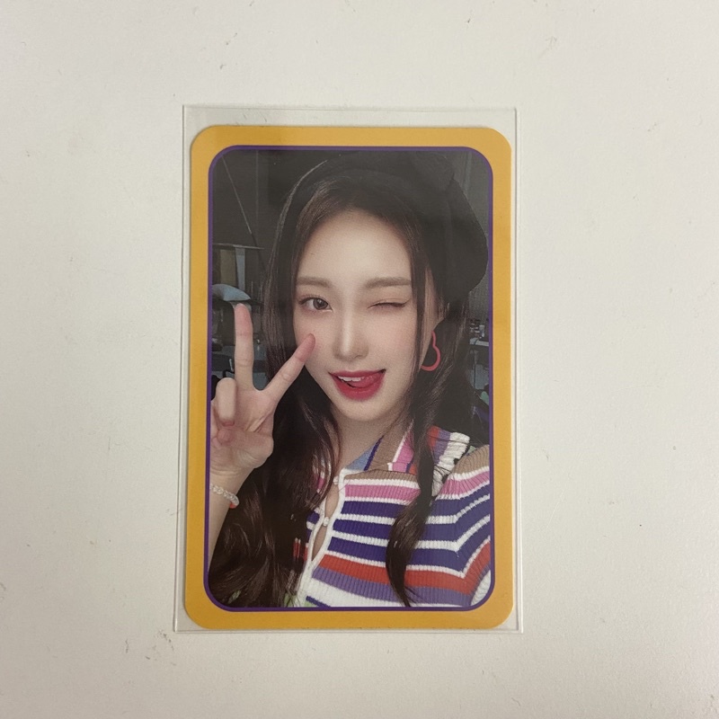 Weeekly Zoa We Can Photocard