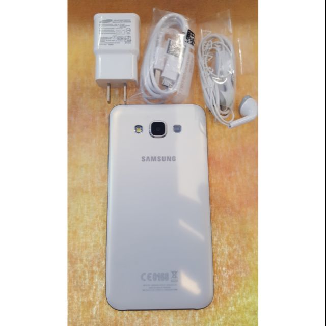 Samsung Galaxy E7 สมาร์ทโฟน 5.5 นิ้ว
