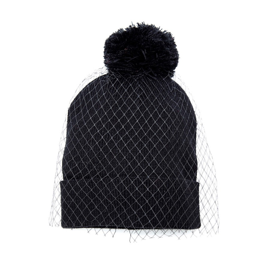 April Beanie Black
