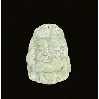 Natural jade carved pendent จี้หยกธรรมชาติ