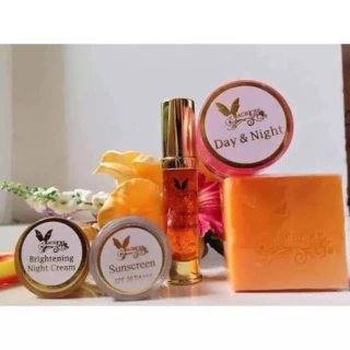 ครีมมาเชอร์รี่ MACHE'RE BY JUMI Whitening Cream Set (Gold Box Set)