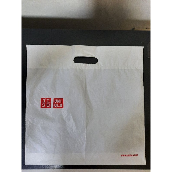 (มือสอง มีรอยยับ) ถุงแบรนด์ Uniqlo