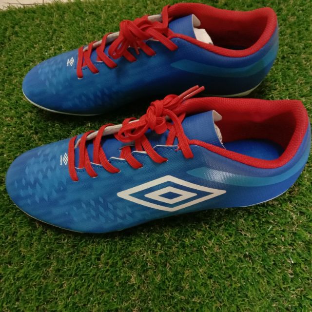 รองเท้าสตั๊ด umbro velocita
