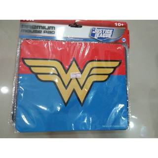 Vox แผ่นรองเม้าส์ลาย Logo Wonder Woman F5PAD-VXWO-C002