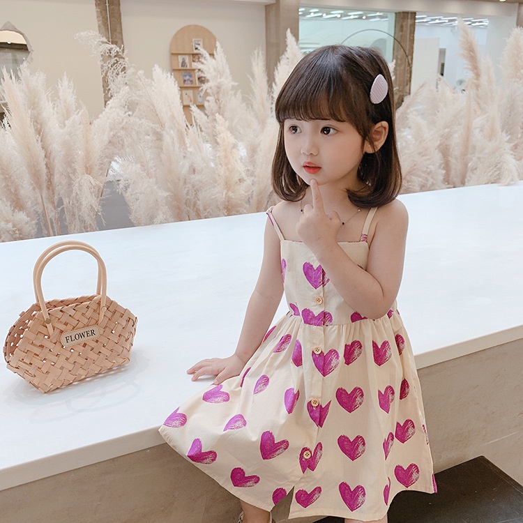 NANA พร้อมส่ง ชุดเดรสเด็กผู้หญิง เดรสกระโปรงลายหัวใจแขนกุดสําหรับเด็กผู้หญิง x750