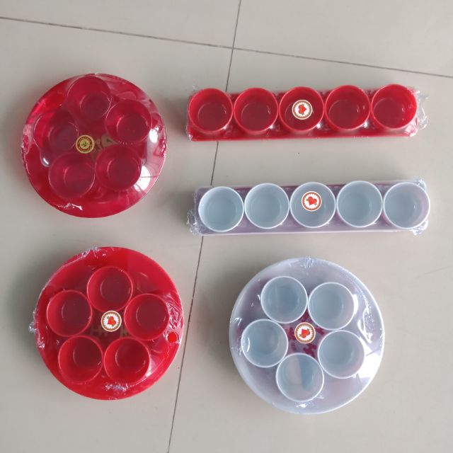 ถ้วยน้ำชาไหว้เจ้า ถ้วยแดง 5 ใบ ชุดละ 39 บาท ตรุษจีน – โปรปัง