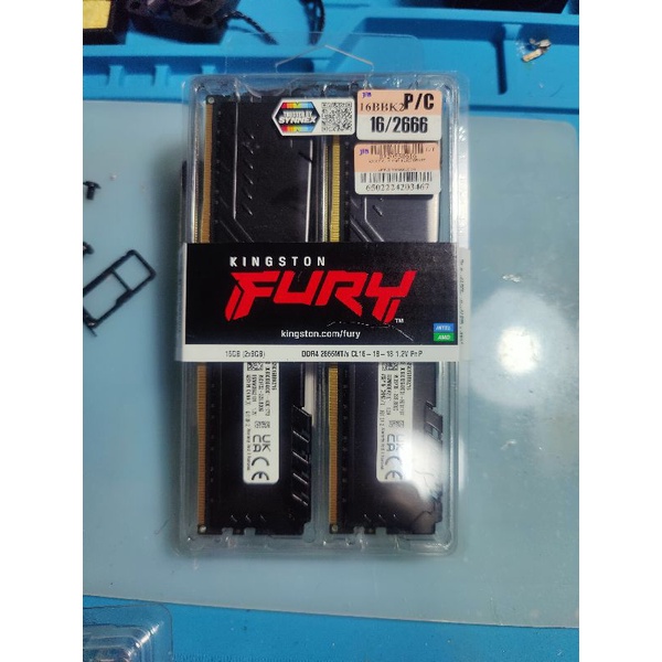 RAM DDR4 Hyper Fury 8x2 16gb 2666Mhz (มือ2)