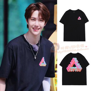 เสื้อยืดสีดำ แบบ หวังอี้ป๋อ wangyibo ใส่ สีสกรีนตรงปกค่ะ💯