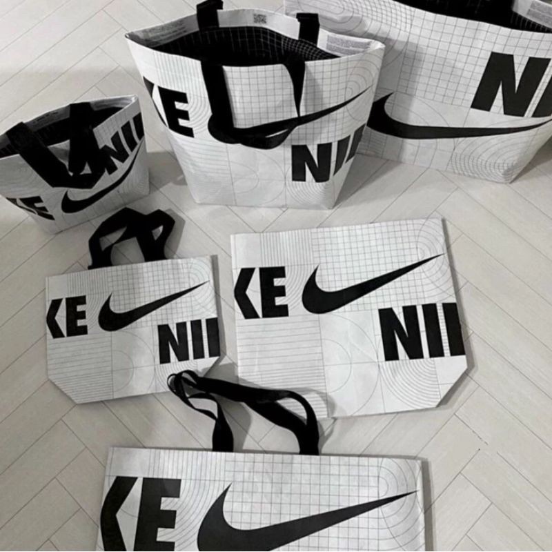 ✅ (แท้,พร้อมส่ง) กระเป๋า Nike shopping bag