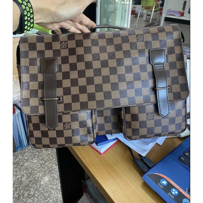 Lv กระเป๋าสะพายของผู้ชาย แท้ 100%