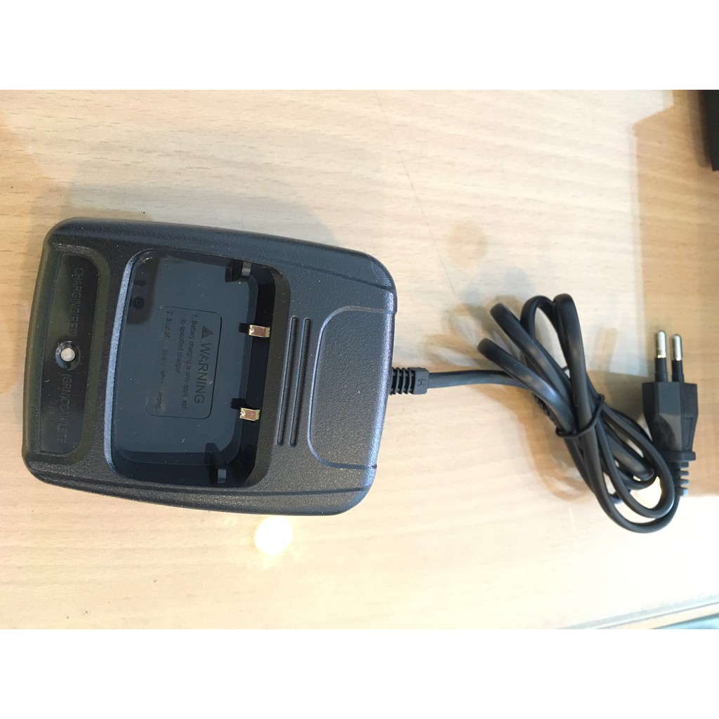 แท่นชาร์จ เครื่องชาร์จ charging station Baofeng BF-888S 777S 666S