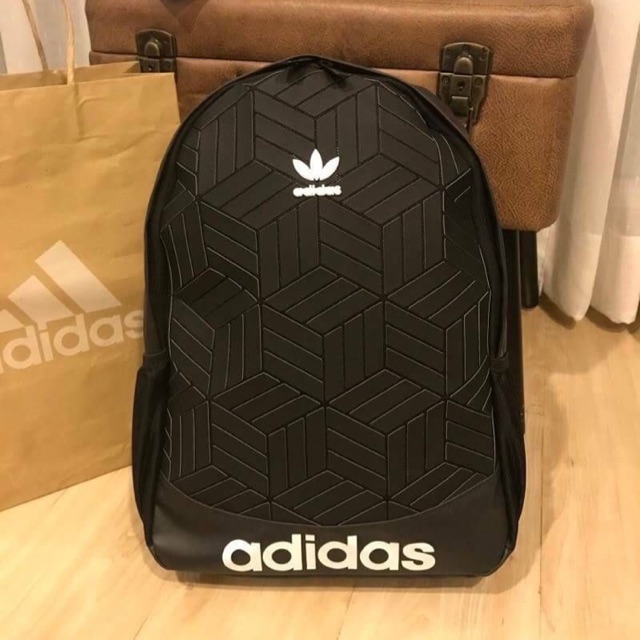 ของแท้ 💯% Adidas Originals 3D Backpack