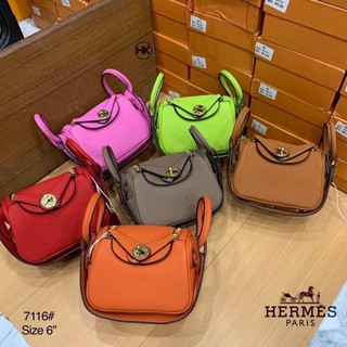 กระเป๋าสะพายข้าง hermes งานสวย size 6”