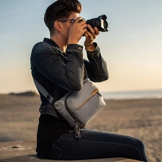 Peak Design Everyday Sling V2 กระเป๋าสะพายข้างทรงสลิง เบา คล่องตัวสุดๆ