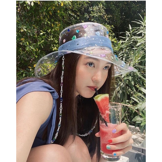 parin.official หมวกพลาสติกใส งานออกแบบและผลิตเองไม่ซ้ำใครค่ะ