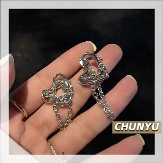 CHUNYU ต่างหูรูปหัวใจมีโซ่คล้อง เพิ่มความชิคๆเก๋ๆให้ใบหูของคุณ 218