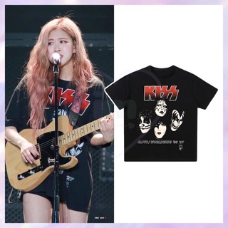 เสื้อยืดครอปเสื้อยืดพิมพ์ลายแฟชั่น  )​ ♙◙℗Preoder เสื้อยืดวงแบบโรเซ่ BLACKPINKS-5XL