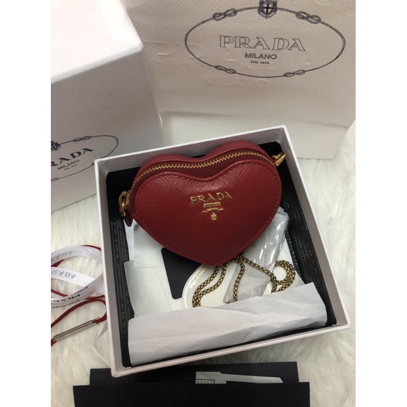 SOLD 🙏🙏🙏🙏✨Like new Prada saffiano heart shaped wallet on chain fiery red