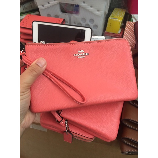 Coach 2zip sizeL สีโอรส ของแท้ 🇺🇸💯%  มือ1ป้ายห้อย
