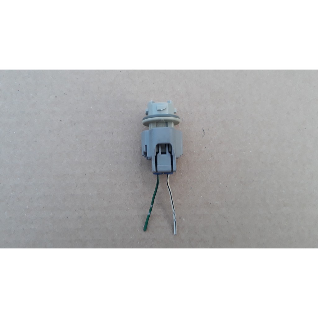 ขั้วไฟแบบสั้น ขนาด T10 Koito แท้