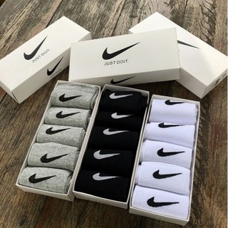 ถุงเท้าNike 5คู่ พร้อมกล่อง ถุงเท้าใส่วิ่ง ฟิตเนส แฟชั่น พร้อมส่ง!!!!