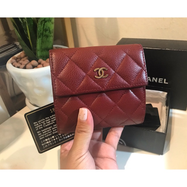 Chanel Classic Bifold Small wallet🖤 Holo 18