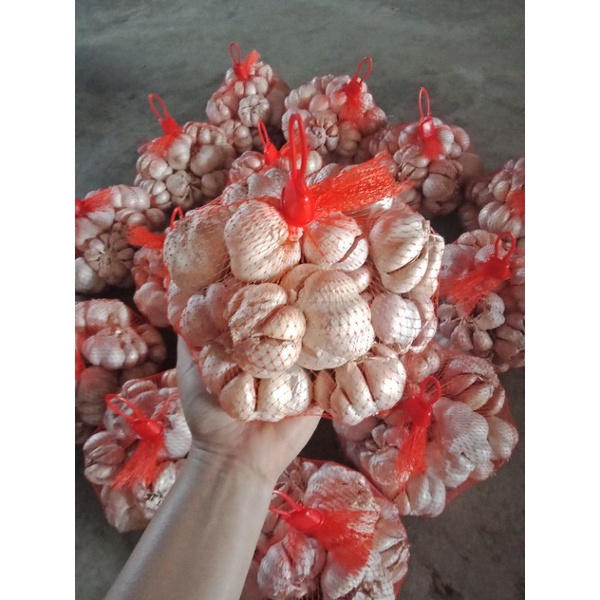 กระเทียมจีนหัวใหญ่สวยๆ.เกรดA บรรจุภัณฑ์ดี โลละ89บาท