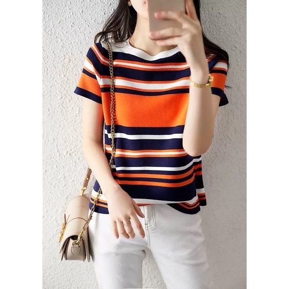 เสื้อไหมพรมปกขาว คอกลม ลายขวาง สไตล์เกาหลี - byclothingshop8 - ThaiPick