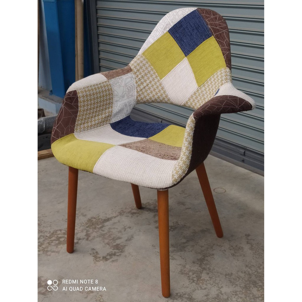 DAISO เก้าอี้ ผ้า ขาไม้ รุ่น CD-311 (สีผ้า)