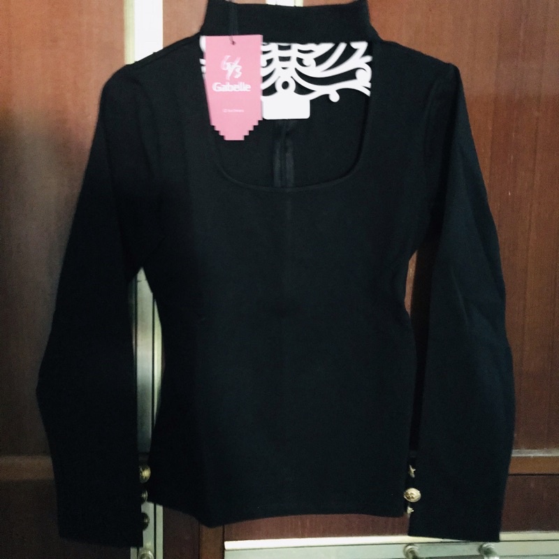 Gabelle เสื้อแขนยาวคอยู สีดำ size อก32-36”
