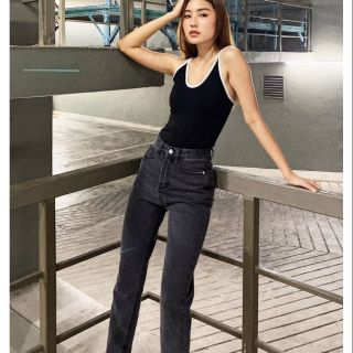 ใหม่ป้ายห้อย Simplest.style jeans สีดำฟอก size S