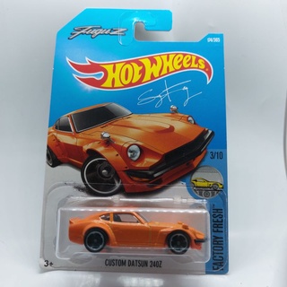 รถเหล็ก Hotwheels CUSTOM DATSUN 240Z สีส้ม (ib025)