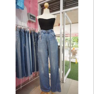 ทรงช่าง Carpenter Jeans