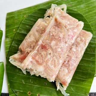 "แหนมหมู🐽จิ้นส้ม ห่อใบตอง " ‼️ หมูเน้นๆไม่เน้นใบตอง! ผลิตสดใหม่วันต่อวัน