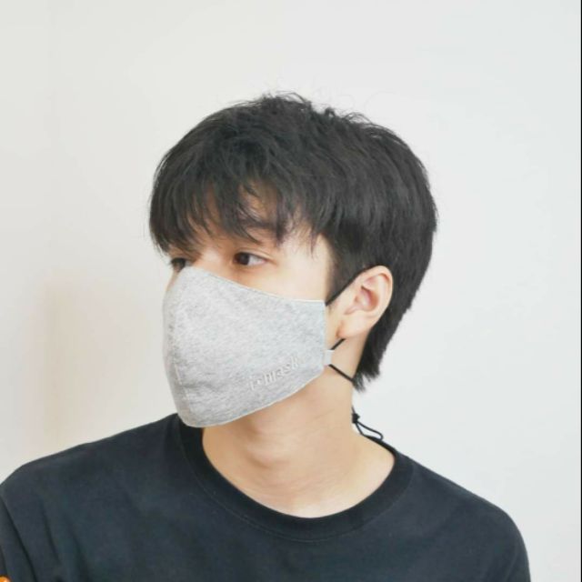 SALE ผ้าปิดจมูก กันฝุ่นPM2.5  มีสายคล้องคอ มีช่องใส่แผ่นกรอง  By i-FABRIC
