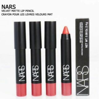 ลิปสติกแพคเกจดินสอ Nars

ลิปสติกเนื้อแมทท์