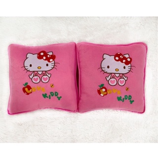 หมอนอิง15นิ้ว#คิตตี้ตีนหัวใจชมพู#พร้อมส่ง